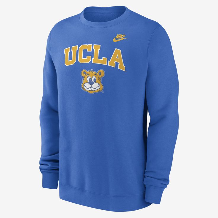 The Legacy Classic Arch Over Logo Crew brings a classic UCLA Bruins look to fans’ wardrobes. It features a soft brushed French terry lining for warmth and throwback team details for a vintage aesthetic. Ucla Bruins, Logo Sweatshirt, Florida Gators, Nike Blue, Crimson Tide, Mens Activewear, Men's Nike, Long Sleeve Pullover, Blue Fashion