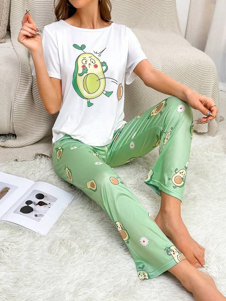 Cotton Pants For Summer Pajama Party, Green Sleepwear Sets For Summer, Green Sleep Sets For Summer, Casual Pants For Summer Pajama Party, Casual Green Sets For Pajama Party, Casual Green Pajama Party Sets, Green Sleepwear For Summer Pajama Party, Green Summer Sleepwear For Pajama Party, Casual Summer Pajama Party Sets