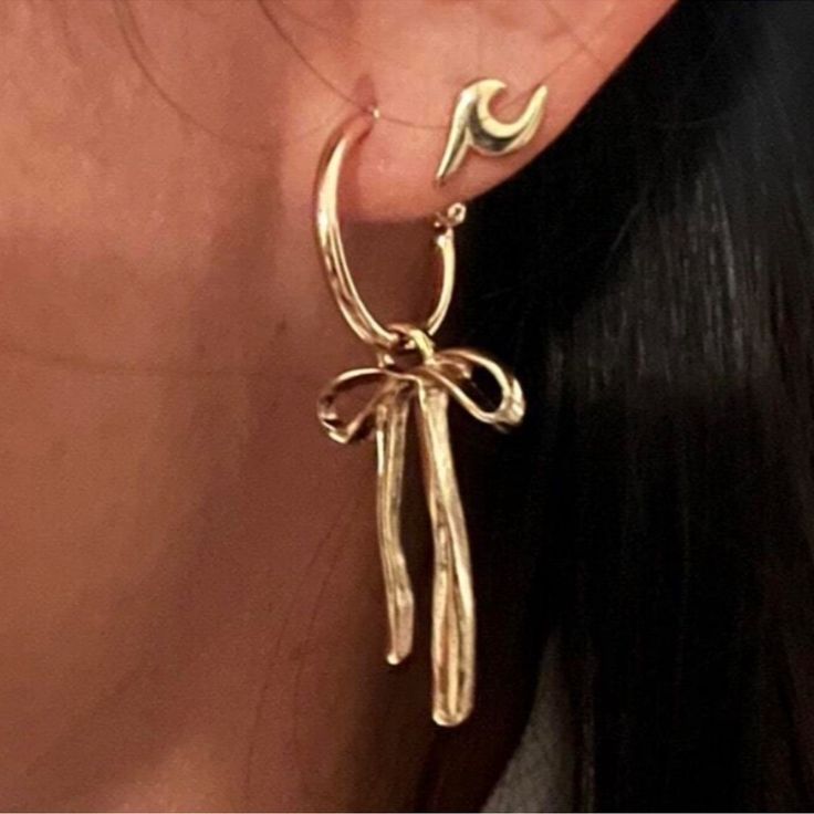 Luxe Gold Tone Bow Earrings, Faux Gold, Ships In 7-8 Days Chic Single Wrap Earring As Gift, Luxury Gold Jewelry, Chic Earrings, Bow Earrings, Christmas 2024, Brass Jewelry, Simple Earrings, Earrings Color, 8 Days