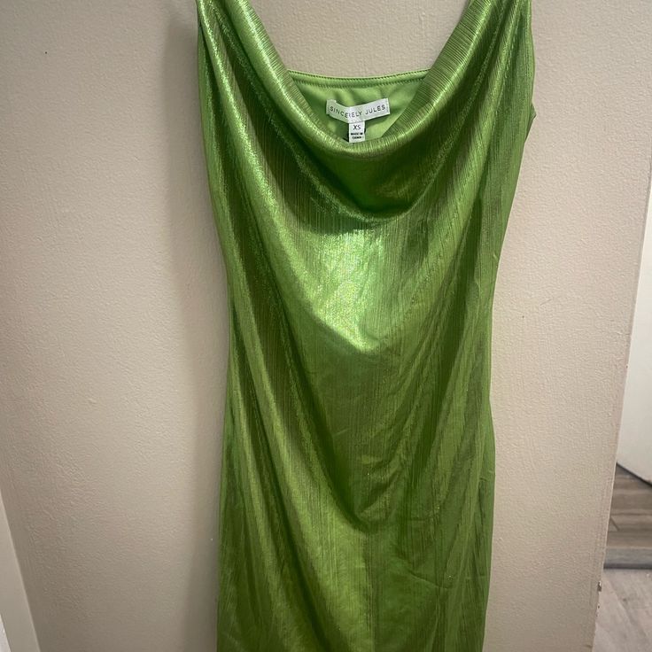 Green Party Dress , Never Worn, Xs Fitted Green Midi Party Dress, Chic Green Mini Dress For Prom, Fitted Green Midi Dress For Party, Chic Green Maxi Dress For Party, Sleeveless Summer Holiday Dress, Green Midi Dress For Party Season, Sleeveless Green Midi Dress For Party Season, Green Mini Dress For Formal Party Season, Green Mini Dress For Formal Parties