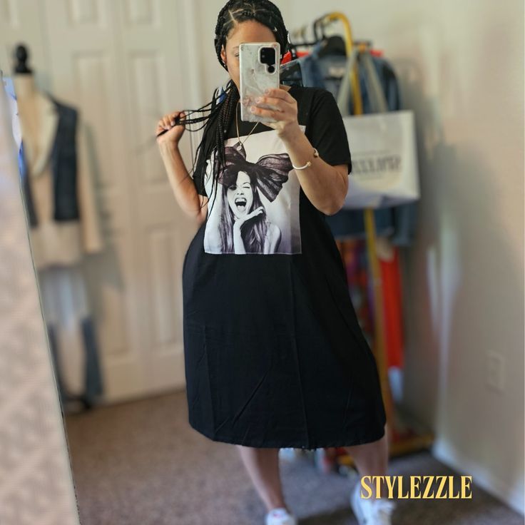 Are you out running errands all day? The Blissful T-shirt Midi Dress is a must-have for those busy days. Don't sacrifice style for comfort when you can have both and make those busy days a little bit easier. . 👉🏽 Available on 8/23 . . . . . . . . #stylezzle #stylezzlestyles #newarrivalsalert #NewDropALERT #newarrivals #onlineboutique #onlineshopping #onlinestore #casualoutfits #efortlesslooks #newdrop #dresses #blackdress #mididress #summerdress #summeroutfitideas Cotton Graphic Print T-shirt Dress With Short Sleeves, Trendy Oversized Dresses For Day Out, Oversized Graphic Print T-shirt Dress With Crew Neck, Oversized Cotton T-shirt Dress With Graphic Print, Cotton Graphic Print Short Sleeve T-shirt Dress, Cotton Graphic T-shirt Dress With Short Sleeves, Black T-shirt Dress For Loungewear, Casual Knee-length Graphic Print Dresses, Casual Cotton T-shirt Dress With Letter Print