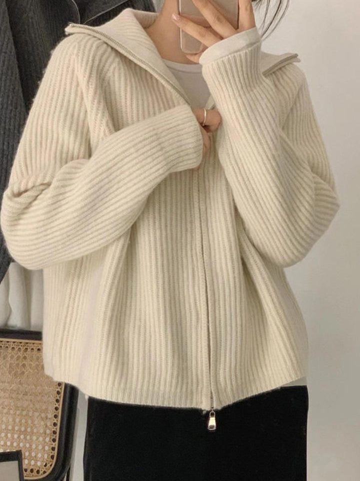 Solid Knitted Hooded Cardigan Sweater – Nada Outfit Land Winter Clothes Women, White Sweater Top, Cardigan Korean, Moon Fashion, Hooded Cardigan Sweater, Cardigan Oversized, School Looks, Hooded Cardigan, Winter Outfits Women