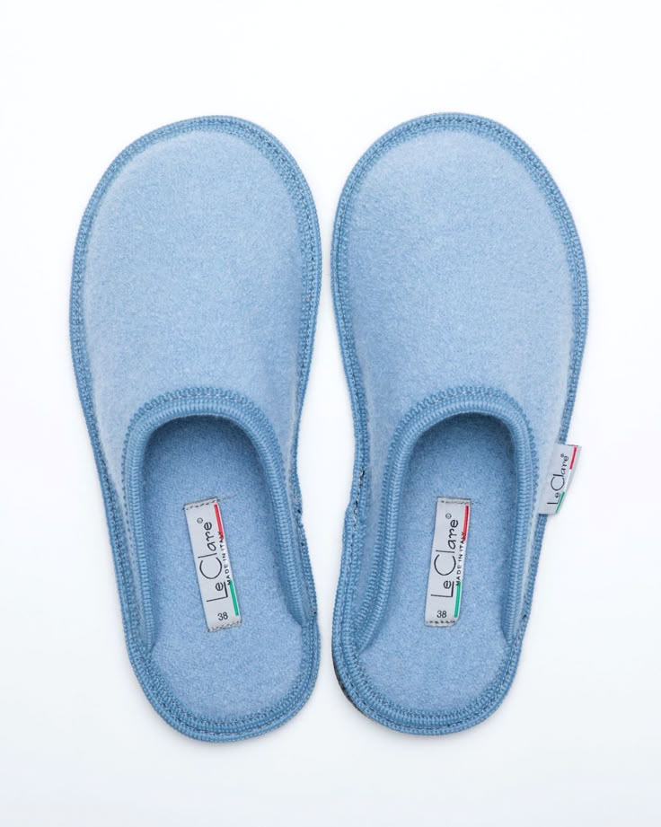 Description: The Le Clare women's Stella in sky blue is the classic "hotel slipper" reimagined in luxurious boiled wool. This quintessential slipper provides delicate comfort and has been handcrafted, only for the most discerning, the Stella will not disappoint. Featuring our premium Italian boiled wool fiber, the slipper gently conforms to your foot for cozy comfort. The natural elasticity of our wool bounces back to its original shape, giving the slipper lasting appeal with a customized fit. T Slippers Aesthetic, Classic Hotel, Boiled Wool, House Shoes, Slipper Shoes, House Slippers, Comforters Cozy, Girls Shoes, Cute Gifts