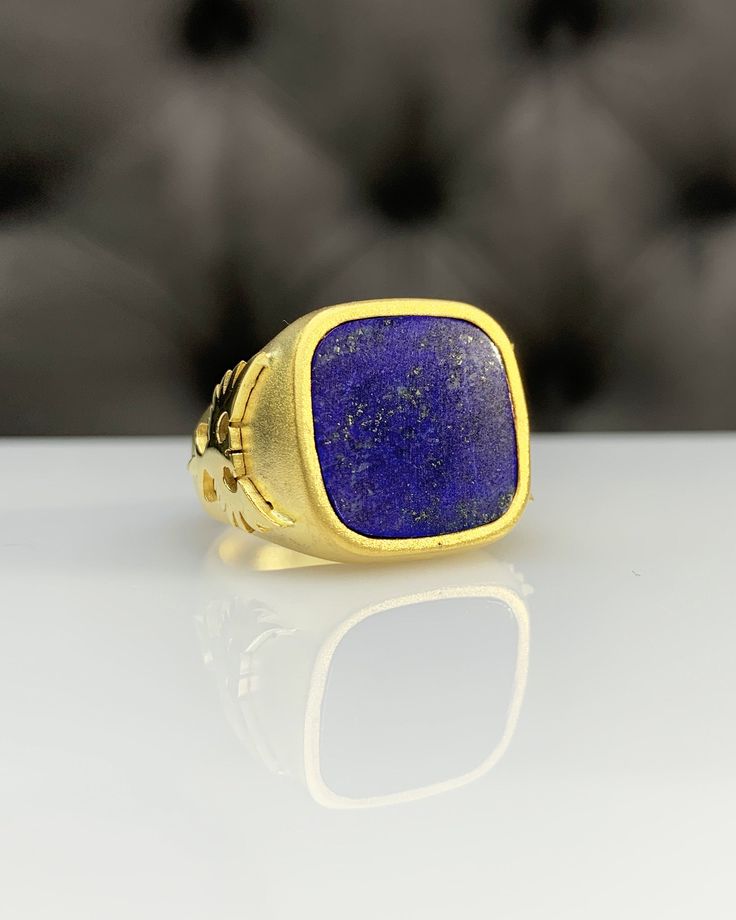 Double Headed Eagle Lapis Lazuli Men Ring, Pinky Signet Blue Ring, Square Cut, Genuine Gemstone, Stylish Gold Silver Ring, Handmade Jewelry ◎ Details ◎ ○ Material 14K Solid Gold or 925 Sterling Silver Weight of Ring : approx 19.50 gr Height of Ring : approx 5.30 mm ○ Upgrade to Solid 18K Gold, please click the link below: https://www.etsy.com/listing/962826004 ○ Gemstone Natural Lapis Lazuli Gemstone approx. 15 mm x 15 mm 4.50 ct Made to Order HANDMADE ITEM ○ For Men Collection : https://etsy.me Luxury Lapis Lazuli Gemstone Rings, Luxury Lapis Lazuli Rings, Formal Lapis Lazuli Gemstone Ring, Formal Lapis Lazuli Ring Jewelry, Luxury Lapis Lazuli Jewelry, Blue Lapis Lazuli Signet Ring With Gemstone, Blue Lapis Lazuli Gemstone Signet Ring, Classic Lapis Lazuli Jewelry Ring, Classic Blue Lapis Lazuli Rings