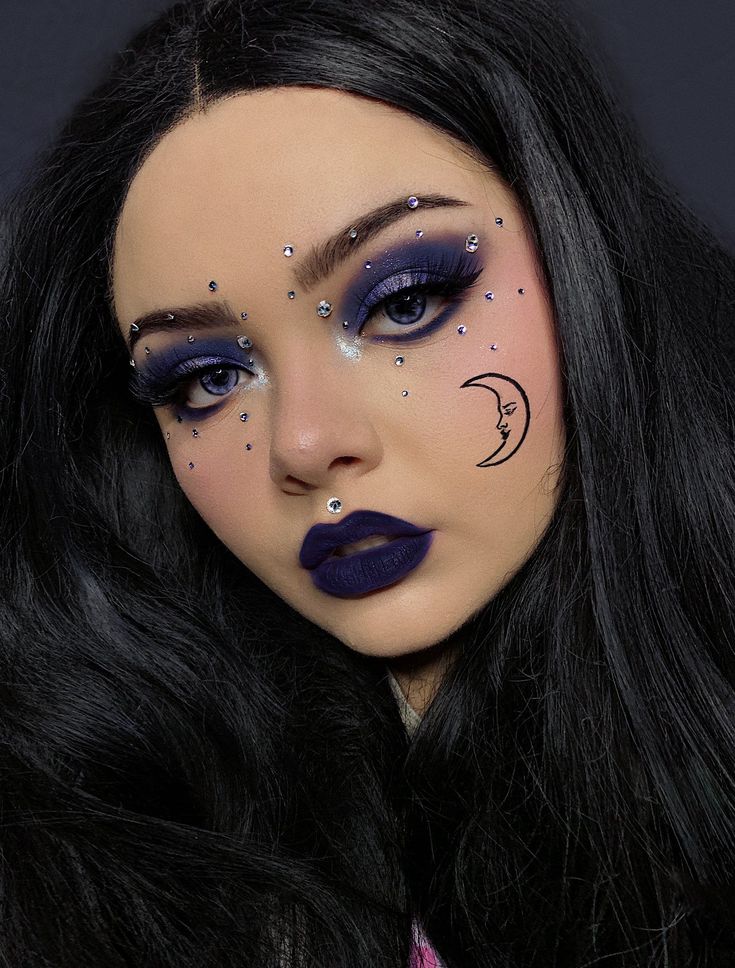 Celestial Witch Costume Makeup, Celestial Witch Makeup Halloween, Demon Woman Costume, Halloween Makeup For Witches, Glitter Witch Makeup, Assassin Makeup Female, Witch Halloween Costume Makeup, Sorceress Makeup Halloween, Witch And Warlock Costume