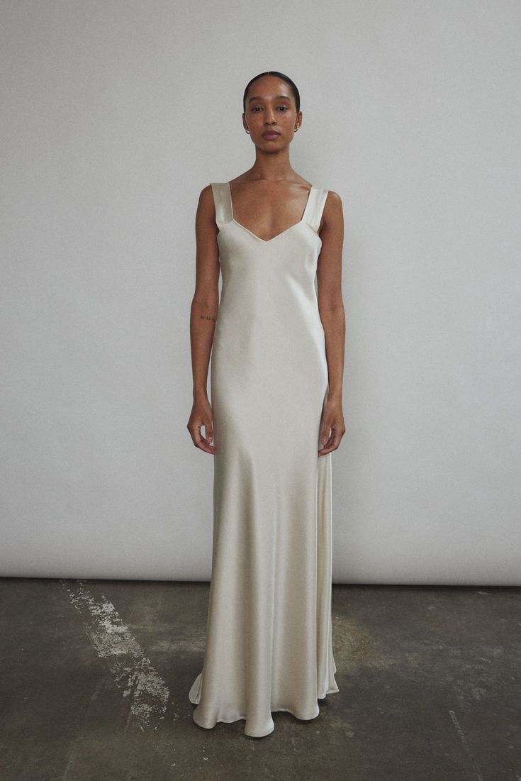 Kamperett Lisette Maxi Slip Dress White Slip Dress Wedding, Organza Dresses, Slip Wedding Dress, Late November, White Slip Dress, Silk Wedding Dress, Minimal Classic, Vintage Slips, Marrying My Best Friend