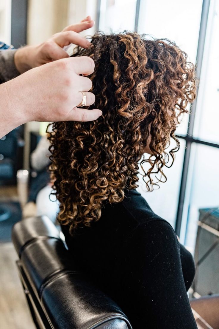 Curly Aesthetic, Salon Content, Hairstylist Photoshoot, Curly Salon, Visionary Board, Curly Hair Stylist, Golf Fundraiser, Curly Hair Model, Girl Salon