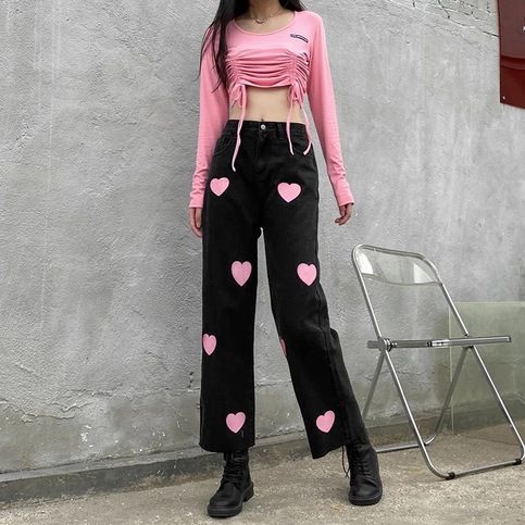 【Material】: Polyester" 【Type】: Heart, Butterfly" 【Size】: S, M, L" FREE SHIPPING WORLDWIDE! Vintage Retro Aesthetic Outfits, Outfits Vintage Retro, Printed Pants Style, Skater Jeans, Outfits Y2k, Streetwear Summer, Y2k Aesthetic Outfits, Y2k Outfits, Outfits Winter