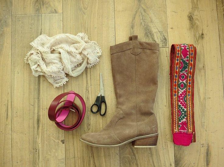 DIY :: My Boho Boots! Gypset Style, Clothing Crafts, Boho Shoes, Boot Bracelet, Fashion Shoes Boots, Boho Boots, Boho Inspiration, Diy Boho, Boho Fashion Bohemian