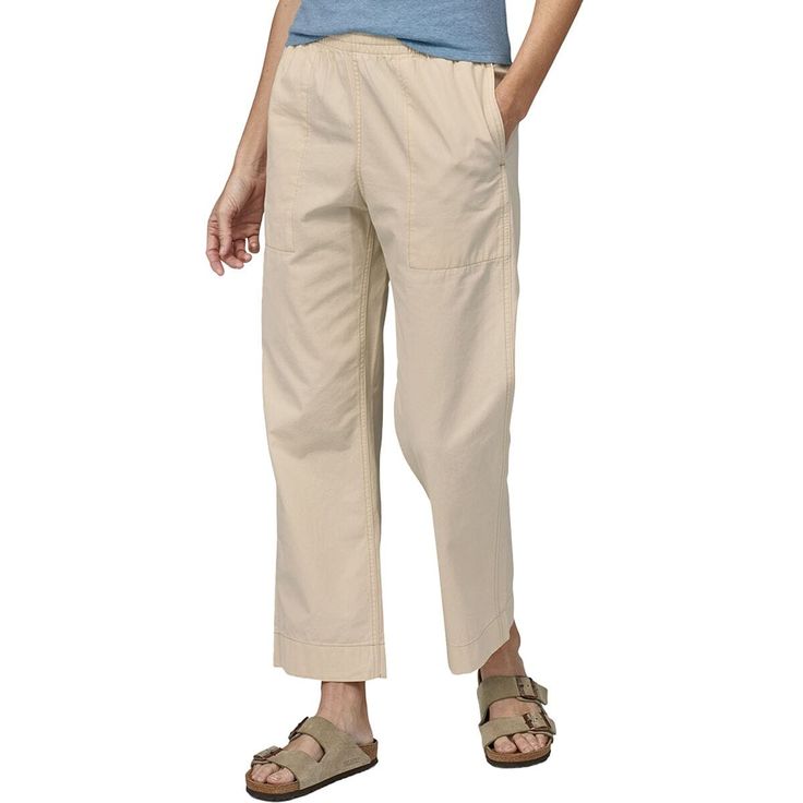 We like the Patagonia Funhoggers Pant for its classic straight leg style, soft cotton construction, and a variety of pocket space for our daily essentials. Daily Essentials, Patagonia Womens, Cotton Pants, Straight Leg Pants, Patagonia, Leg Pants, Straight Leg, Pants For Women, Elastic