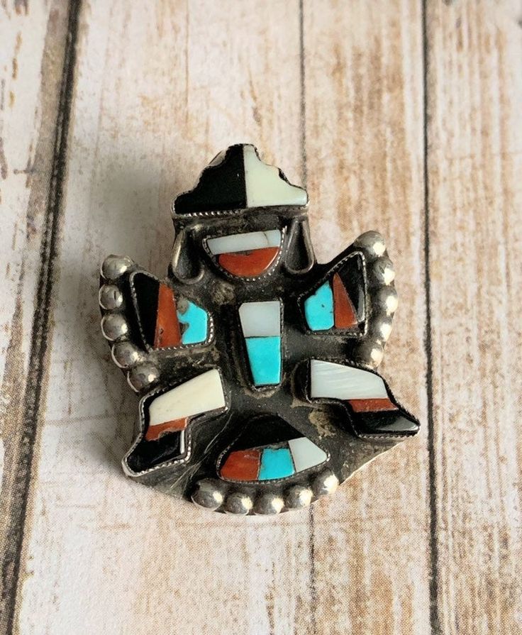 "This is a gorgeous vintage Zuni Knife Wing Pin . It's handcrafted using turquoise, coral, onyx, Mop & bezel set in Sterling silver. It's in excellent pre-owned condition measuring 1.25\"x1\" & 6.84 grams. This beautiful old Kachina Pin is unsigned, as was the case in the 60's & before. It will be a nice addition to any jewelry collection! Please view all photos carefully! Welcome to NorthWestTradingCo." Antique Knife, Vintage Knife, Inlay Jewelry, Antique Oushak Rugs, Zuni Jewelry, Jewelry Antique, Native Jewelry, Mount Vernon, Muted Colors