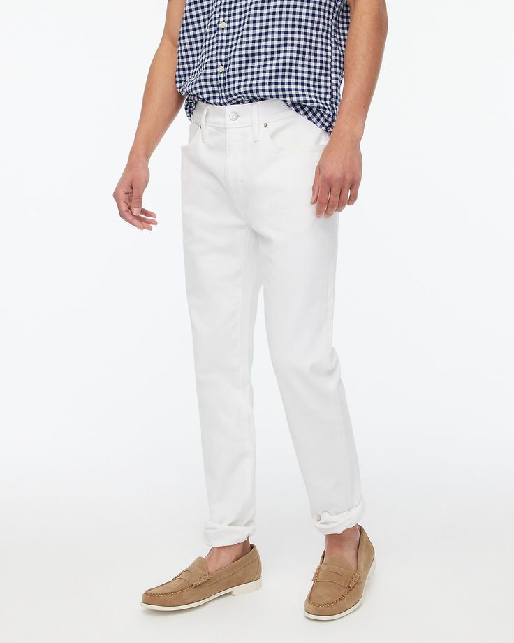 Classic White Straight Fit Jeans, White Straight Fit Jeans With Five Pockets, Classic White Straight Leg Jeans, White Straight Fit Denim Bottoms, Classic White Jeans, Classic White Slim Fit Jeans, White Classic Slim Fit Jeans, White Straight Fit Pants With Five Pockets, Classic White Tapered Leg Jeans