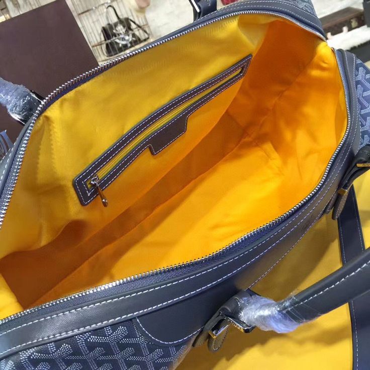 Peta - GOD Bags - 051 A+ Excellent Quality; Contact us if you've any questions in your mind. Goyard Bag, Leather Travel Bag, Leather Travel, Duffel Bag, Satchel Bags, Travel Bag, Evening Bags, Mini Bag, Bags Women