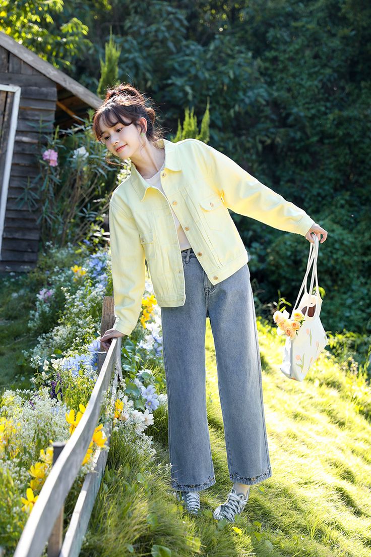 Yellow Cropped Denim Jacket | Sunoo - Enhypen M Fashion Chingu, Feather Jacket, Checkered Jacket, Types Of Coats, Cropped Denim Jacket, Pocket Jacket, Short Suit, Double Breasted Suit, Colored Denim