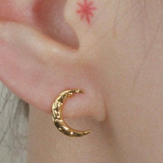 Silver Crescent Moon Earrings,Gold Moon Earrings,Texture Earrings,Simple Stud Earrings,Minimal Earrings,Birthday Gift-Graduation Present Moon Earrings Gold, Gold Moon Earrings, Earrings Minimal, Graduation Presents, Simple Stud Earrings, Crescent Moon Earrings, Minimal Earrings, Gold Moon, Gift Graduation