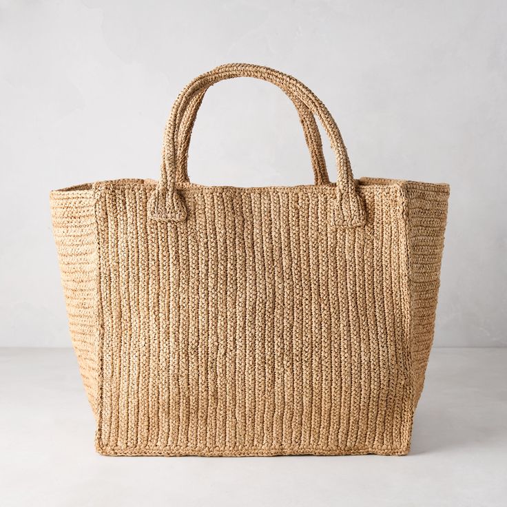 Madagascar Packable Raffia Tote Bag - Hudson Grace Hudson Grace, Raffia Tote Bag, Market Tote Bag, Market Tote, Bag Light, Farmer's Market, Spring 2024, Personal Shopper, Madagascar