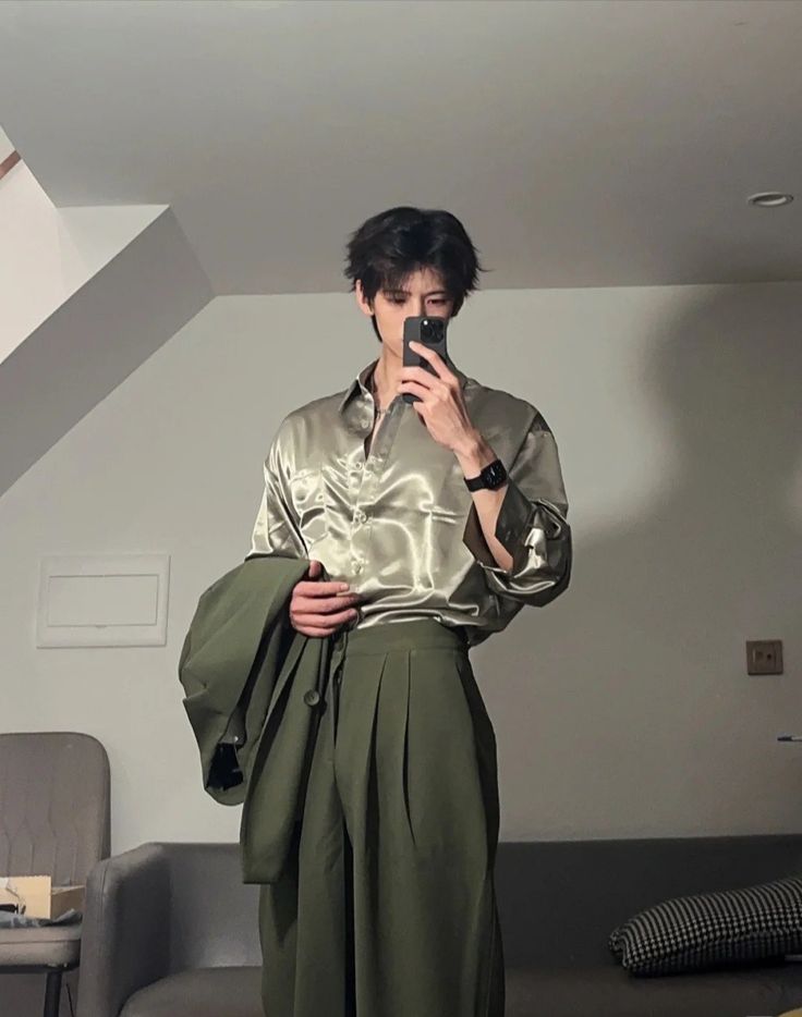 Korean Street Fashion Men, Alternate Reality, Genderless Fashion, Street Fashion Men Streetwear, Men Stylish Dress, Guys Clothing Styles, Mens Casual Dress Outfits, Cool Outfits For Men, Prom Outfits