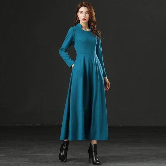 FEATURESWool blend25% wool, other fiber,nylonPolyester liningBack zipper closureLong sleeveFit and flare Regular fit Mid calfPerfect for winter, autumnMore colorSIZEAvailable in sizes XS-XLHow to choose size ?1.Check your body measurement with instructionshttps://www.etsy.com/listing/7940540802.Get your size in Size Chart with your body measurementhttps://www.etsy.com/listing/7940556823.Send me your measurement if you need helpBustWaistHipsYour over all HeightWeightBra sizeNormal size.4.When to Green A-line Midi Dress For Winter, Blue A-line Midi Dress For Winter, Long Sleeve Wool Dresses For Fall, Wool Long Sleeve Midi Dress For Fall, Wool Long Sleeve Midi Dress For Spring, Fall Long Sleeve Wool Midi Dress, Fall Wool Midi Dress With Long Sleeves, Wool Midi Dress With Long Sleeves For Fall, Winter Wool A-line Dress