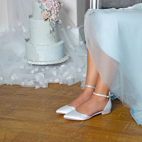 Buy Bridal Wedding Shoes Online UK – Topknot Tiaras & Veils Wedding Dress Flat Shoes, Wedding Pumps Flat, Brides Shoes Flats, Wedding Balerinas Shoes, Low Bridal Shoes, Wedding Shoes Comfortable Flats, White Wedding Flats For Bride, Bridal Shoes Comfortable Wedding Flats For Bride, Wedding Dress With Flats