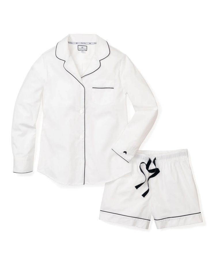 Women's Long Sleeve Short Set in White Twill with Navy Piping – Petite Plume Classic White Sleepwear For Pajama Party, Classic White Long Sleeve Sleepwear, Classic White Relaxed Fit Sleepwear, Classic Long Sleeve Pajama Party Sets, White Classic Sleepwear For Spring, Classic Fitted Sleepwear For Loungewear, Navy Blue Pajamas, Luxury Sleepwear, Classic Pajamas