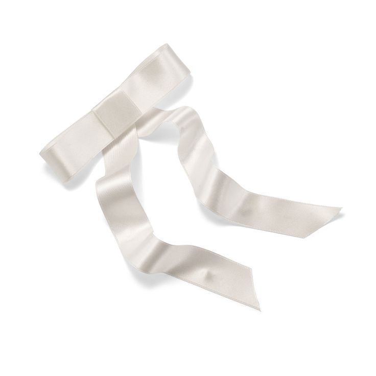 This delicate silk bow was crafted exclusively for Priyanka Chopra to wear to the MET Gala 2023 - Karl Lagerfeld: A Line of Beauty. With its exquisite petite design, this bow will add an air of sophistication to any ensemble. Available in ivory and black, the Priyanka Bow is sure to be admired. Standard Tie Satin Bow, Pre-tied Decorative Bow For Gifts, Elegant Adjustable Pre-tied Bow, Chic Party Hair Accessories With Satin Bow, Elegant White Hair Accessories With Decorative Bow, Chic Decorative Bow For Black Tie Events, Adjustable Satin Bow For Evening, Satin Decorative Bow For Black Tie Events, Satin Bow With Bow Tie Back For Gifts