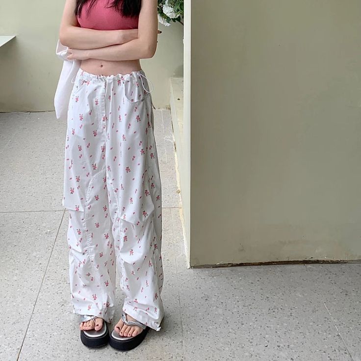 TAVIMART Streetwear Floral Printed Casual Cargo Pants Women Summer New High Waist Drawstring Pleated Loose Wide Leg Pants There may be errors in manual measurement, 1-3cm error is normal. The color in the image could look slightly different from the actual product. Baggy White Harem Pants With Elastic Waistband, White Casual Harem Pants For Beach, White Harem Pants For Beach In Spring, White Harem Pants For Beach Spring Season, White Harem Pants For Spring Vacation, Spring White Loose Fit Harem Pants, Spring White Loosely Fitted Harem Pants, Baggy White Bottoms For Vacation, White Cotton Harem Pants For Vacation