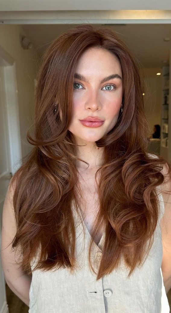 Pale Skin Hair Color, Copper Brown Hair, Hair Color For Fair Skin, Warm Brown Hair, Rambut Brunette, Hair Pale Skin, Maple Brown, Brown Hair Looks, Brown Hair Inspo