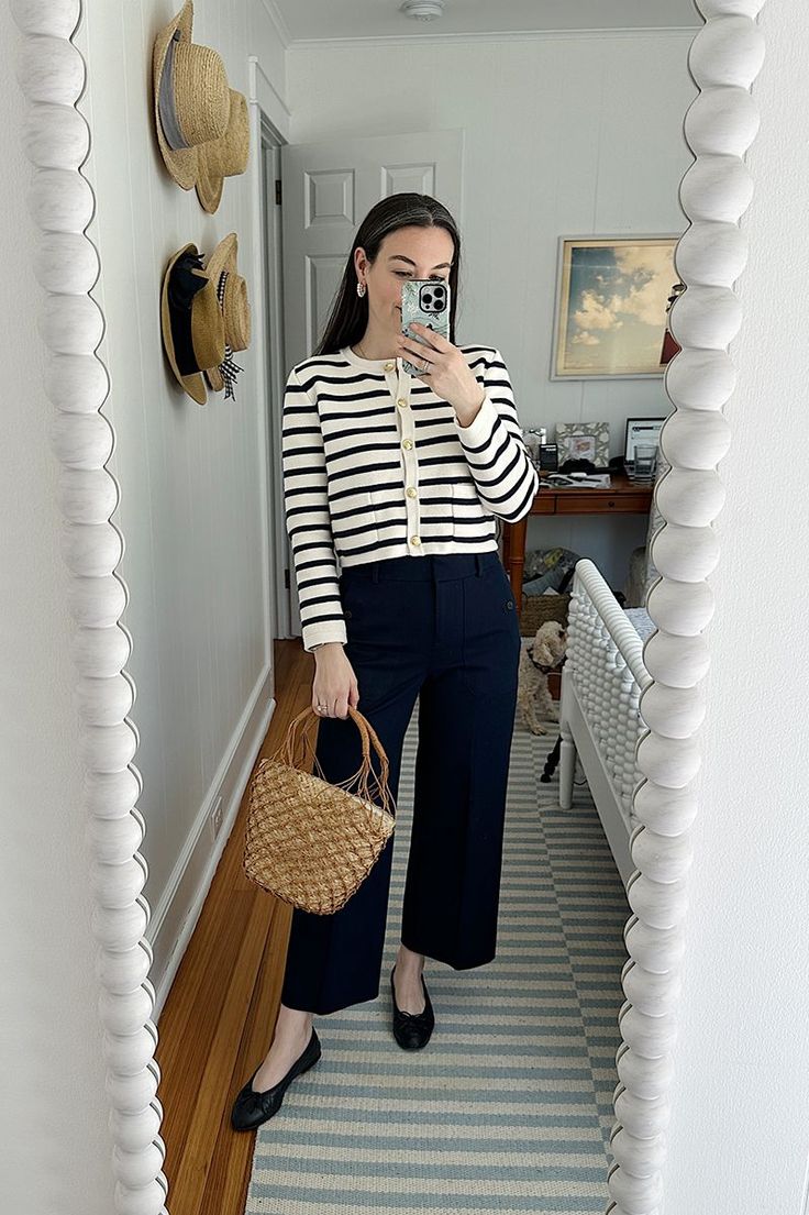 Striped Blazer Outfit, Striped Sweater Outfit, Week Of Outfits, Cute Office Outfits, Mode Zara, Denim Jacket Outfit, Cute Office, Business Casual Outfits For Work, Blazer Outfit