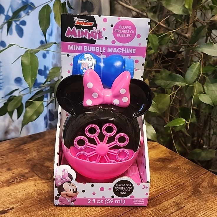 the minnie mouse bubble machine is in its box