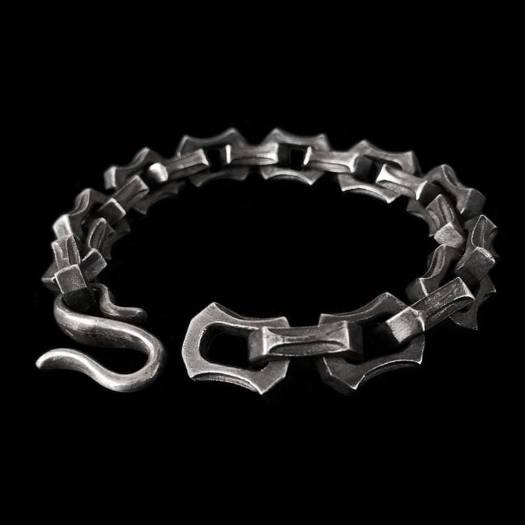 Edges Silver Bracelet for Men: A Bold Statement in Contemporary Men's Fashion In the realm of men's accessories, the edges silver bracelet for men has emerged as a prominent symbol of contemporary style and sophistication. Crafted with meticulous attention to detail, this bold and masculine bracelet captivates the attention of fashion-forward gentlemen. In this comprehensive guide, we will explore the allure of the edges silver bracelet, delve into its distinctive design features, and uncover the reasons why this accessory has become a must-have for men seeking to make a powerful fashion statement. ●Material: International standard 99.99% Sterling Silver ●Size: 11mm  Weight:70-90g.(Different sizes have different weights) ●Handmade, The one and only. ●High Quality Guaranteed ●Suitable for a Mens Silver Jewelry, Mens Bracelet Silver, Mens Gold Bracelets, Metal Bracelet, 925 Silver Bracelet, Skull Bracelet, Gold Bracelets, Silver Jewels, 문신 디자인