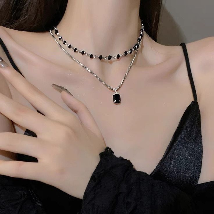 Formal Necklace, Neck Pieces Jewelry, Fancy Jewelry Necklace, Formal Jewelry, Pretty Jewelry Necklaces, Formal Accessories, Black Bead Necklace, Prom Jewelry, Neck Jewellery