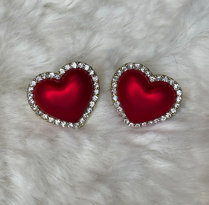 This item is in stock and ready to be shipped. Furthermore, it can also be picked up locally in Magnolia, TX. If you spend more than $99, the shipping costs will be covered by me! These stunning stud earrings feature a heart-shaped design and are adorned with rhinestones, which provide a sparkling accent. They are a beautiful accessory that can add an elegant touch to any outfit. .75” wide x .75” height Valentines Board, Black Mermaid Dress, Valentines Accessories, Lizzie Hearts, Valentines Wedding, Best Valentine Gift, Heart Accessories, Valentines Earrings, Fascinator Hat