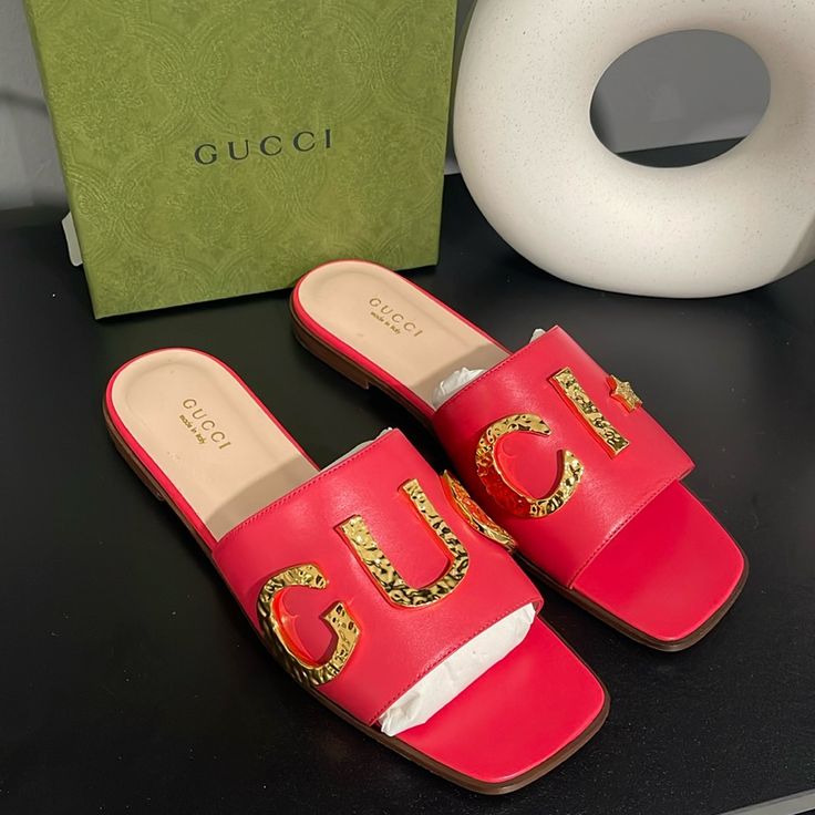 Brand New Gucci Malaga Kid Sandals Women’s 37 Colorrunway Coral Final Sale Gucci Luxury Beach Sandals, Elegant Red Gucci Sandals, Gucci Luxury Flat Heel Sandals, Designer Slides For Party, Gucci Designer Flat Sandals, Gucci Designer Slides With Flat Heel, Designer Gucci Slides With Flat Heel, Gucci Luxury Sandals For Summer, Chic Gucci Flat Sandals