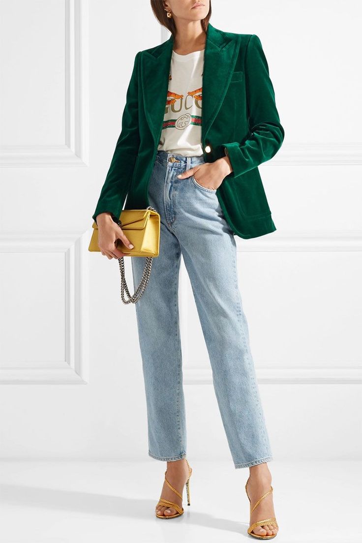 ac5dab2e99eee9cf9ec672e383691302desc50606953ri Velvet Blazer Outfit, Green Velvet Blazer, Blazer And Jeans, Boyfriend Jacket, Denim On Denim, Fashion Pics, Blazer Outfit, Outfit Formulas, Green Blazer