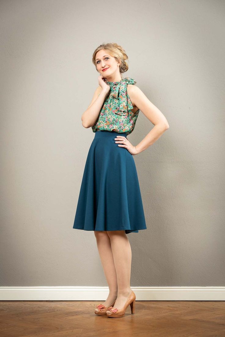 "Bonnie is a cozy skirt in elegant light blue. It is elastic, so the skirt does not need a zipper. A wonderful skirt for every day.. Bonnie is also available in many different colors. Size / Weight / \"Berlin Calling\" is available in sizes 36-42, for other sizes please send us your measurements. materials 70% viscose, 27% nylon. 3% Spandex Care instructions: Machine wash inside out at 30 degrees, iron on reverse hot Production Handmade in Berlin" Round Skirt Outfit, Blue Flared Skirt Dress With Flowy Fit, Blue Flared Dress With Flowy Skirt, Blue Dresses With Flowy Flared Skirt, Blue Sleeveless Dress With Lined Skirt, Chic Blue Knee-length Pleated Skirt, Light Blue Skirt For Workwear, Chic Blue Dresses With Relaxed Skirt, Light Blue Skirt For Work