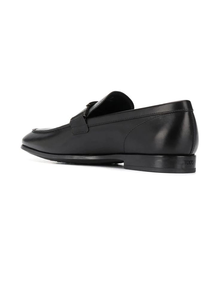 External: 100% Leather Formal Loafers In Swift Leather With Round Toe, Formal Swift Leather Loafers With Round Toe, Leather Business Loafers With Brogue Detailing, Business Leather Tassel Loafers With Round Toe, Leather Tassel Loafers With Round Toe For Business, Formal Slip-on Loafers In Swift Leather, Modern Calf Leather Loafers For Business, Formal Slip-on Swift Leather Loafers, Modern Leather Loafers For Business Casual