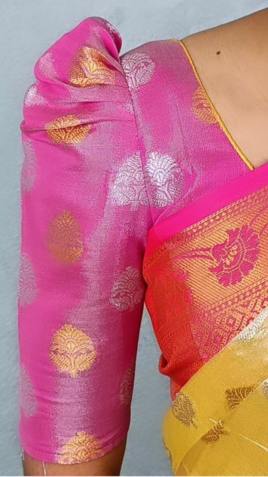 Blouse Hands And Neck Designs, Self Blouse Design, Puff Designs For Blouse, Plain Blouse Sleeve Designs, Less Design Blouse, Back Not Design, Same Saree Same Blouse Design, Puff Sleeve Bridal Blouse, Blouse Designs Hand Design