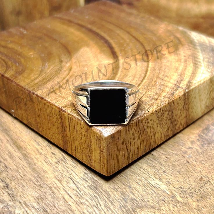 Black Onyx Ring, Men's Ring, 925 Sterling Silver Ring, Handmade, Square Stone Signet Ring, Black Stone Ring, Stylish Design, Gift For Him Gem : Black Onyx  Gem Shape : Square Creation : Natural Gemstone Materials : Solid Sterling Silver Metal Stamp : 925 Metal Purity : 925 parts out of 1000. Jewelry Type : Handmade  🤍Jewelry Made With Love By Us As Gifts For You And Your Loved Ones🤍  🤍Our Commitment Is That You Look Beautiful With Our💍Jewelry🤍 Thank you Best wishes to you and your family  ( Ring Black Stone, Black Stone Ring, Gold Color Ring, Square Stone, Black Onyx Ring, Ring Black, Onyx Ring, Men's Ring, Color Ring