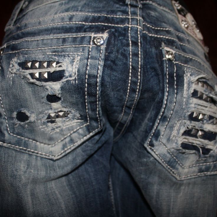 Never Worn New Without Tags Excellent Condition Stars & Stripes Cuffed Skinny Jeans Studded Detailing Distressed Wash Star Miss Me Jeans, Studded Clothes, Stud Jeans, Studded Pants, Feminine Rage, Bedazzled Jeans, Star Clothing, Studded Jeans, Cuffed Jeans