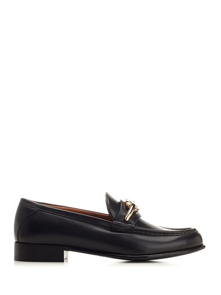 Black leather "VLogo The Bold Edition" loafer by Valentino Garavani with leather sole, accessory with VLogo detail and light gold finishes. Be Bold, Loafers For Women, Lambskin Leather, Valentino Garavani, Shoes Flats, Calf Leather, Black Leather, Loafers, Women Shoes