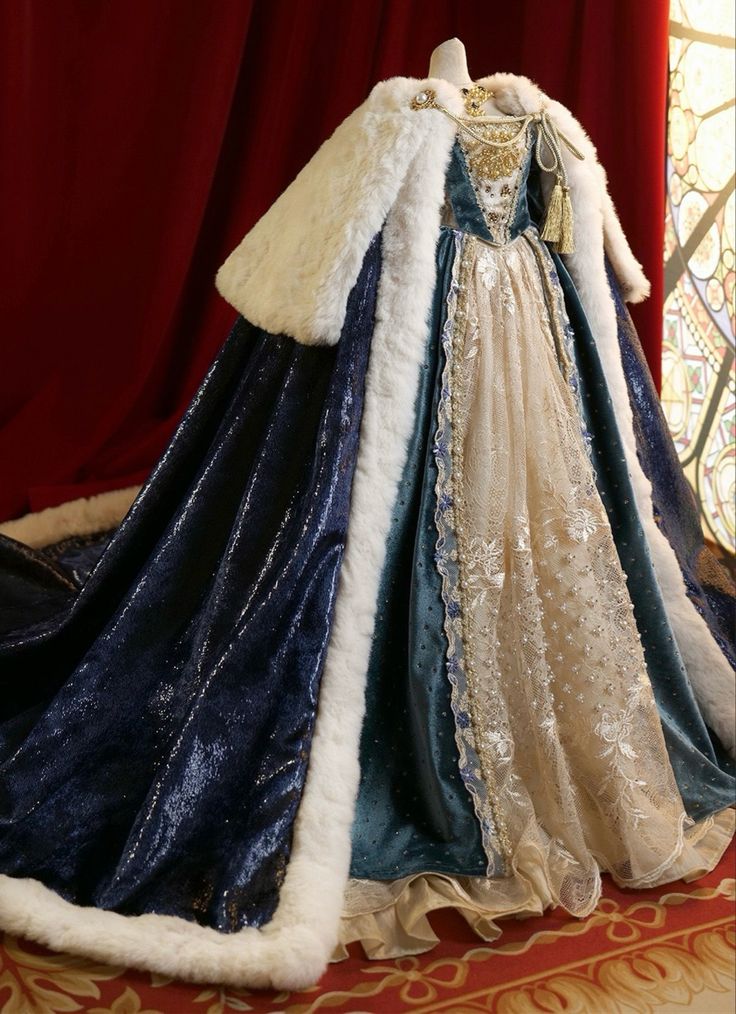 Princess Dresses Winter, Royalty Princess Aesthetic, Regal Dress Aesthetic, Winter Victorian Dresses, Russian Royalty Dress, Russian Ballgown, Winter Queen Dress, Russian Princess Dress, Royal Dresses Aesthetic