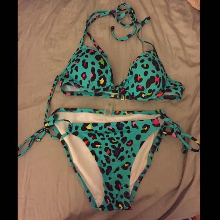 Brand New! Never Worn! Bikini Is Padded And Meant For Push Up! Top Is 34b Bottom Is Xsmall Retails: $80 Plus Tax Victoria's Secret Green Swimwear For Poolside, Victoria's Secret Green Swimwear For Beach Party, Fitted Green Victoria's Secret Swimwear, Victoria's Secret Green Swimwear For Spring, Swim Suits, Victoria Secret Swim, Relationship Tips, Victoria Secret, Womens Swim