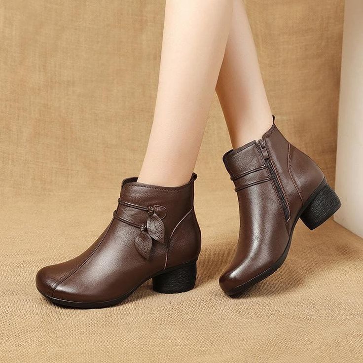 Brown zippered Cowhide Leather Boots Splicing Boots XZ-XZ210804 Warm Winter Boots, Popular Boots, Warm Boots, Black Boots Women, High Heel Boots Ankle, Brown Ankle Boots, Martin Boots, Winter Boots Women, Womens Boots Ankle