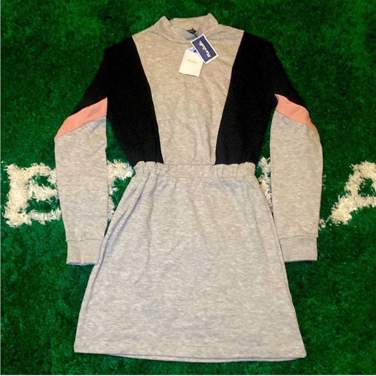 Bershka Dress. Size Small. New With Tags Winter Patchwork Mini Dress, Winter Stretch Patchwork Dresses, Stretch Patchwork Dress For Winter, Stretch Patchwork Winter Dresses, Stretch Winter Patchwork Dresses, Casual Patchwork Dresses For Winter, Gray Long Sleeve Patchwork Dress, Casual Long Sleeve Mini Dress With Patchwork, Fall Patchwork Mini Dresses