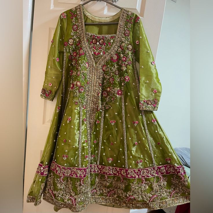 This Is A Stitched Three Piece Formal Dress With Pretty Colors This Dress Has Never Been Worn It Is Brand New Large Sized Lawn Suits, Pretty Colors, Three Piece, Pretty Colours, Formal Dress, Large Size, Pink And Green, Pink Ladies, Lawn