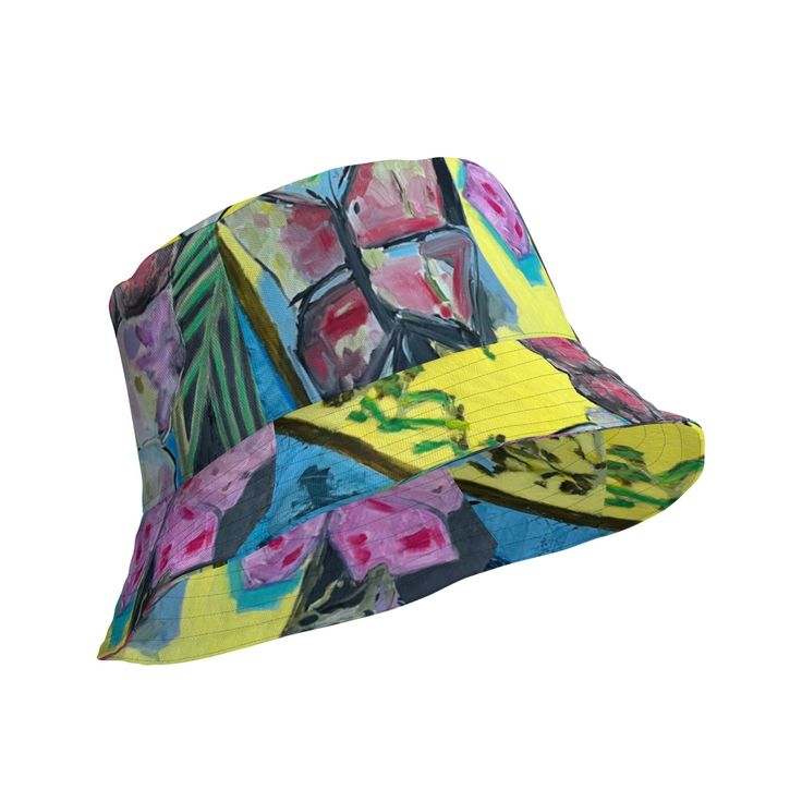 Sombrero de pescador reversible Papillons du Printemps
 Este sombrero de pescador reversible se puede usar en ambos lados, por lo que es fácil de combinar con diferentes atuendos. Confeccionada con un tejido transpirable de primera calidad, esta gorra se convertirá en tu accesorio de moda urbana.

 • 100% poliéster
 • Peso de la tela: 8,1 oz/yd² (275 g/m²)
 • Tejido que absorbe la humedad y transpirable
 • Material con tacto de lino
 • Reversible
 • Disponible en 2 tamaños
 •Componentes de prod Summer Outdoor Bucket Hat One Size, Summer Outdoor Bucket Hat In One Size, Reversible Sun Hat For Summer Travel, Reversible Summer Sun Hat For Travel, Green Reversible Sun Hat With Curved Brim, Summer Multicolor Cloche Hat With Short Brim, Summer 5-panel Hats One Size Fits Most, Multicolor Cloche Hat With Short Brim For Summer, Summer 5-panel Hat One Size Fits Most