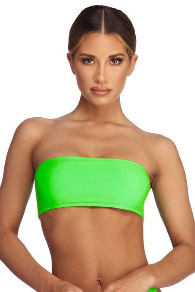 Give them a taste of sweet and tangy in this neon green swim top. It comes in a bandeau pull on design. Don't forget the matching swim bottoms!Model is 5'6" with a 34" bust. 24" waist and 37" hips. She is wearing a size small.RETURNS ACCEPTED ONLY WHEN ALL TAGS AND HYGIENIC PROTECTION ARE INTACT. Swimming Outfit, Bandeaus, Early Spring Outfits, Current Fashion Trends, Key Lime, On Design, Petite Outfits, Swim Bottoms, Shop Swimwear