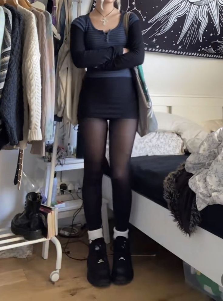 Laid Back Professional Outfits, Style Tights Outfit, Grunge Sixth Form Outfits, Glam Rocker Outfit, Leggings Under Skirt Outfits, 6th Form Outfits Summer, Black Chunky Boots Outfit Summer, Casual Sixth Form Outfits, Long Sleeve Bodysuit Outfit Fall