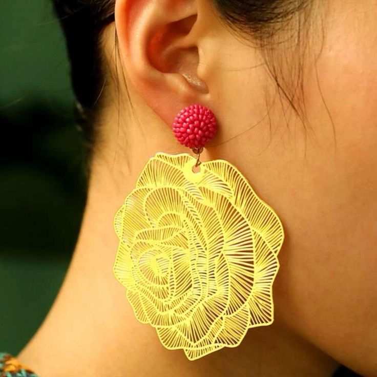 This Unique Pair Is A Wonderful Addition To Your Wardrobe And Your Style; Sure To Get Lots Of Compliments! Gsunn350000j5y5 Pink Rose Design Flower Earrings For Party, Rose Design Flower Earrings For Party, Rose Stud Earrings, Flower Rose, Floral Flower, Earrings Color, Floral Flowers, Jewelry Earrings, Stud Earrings