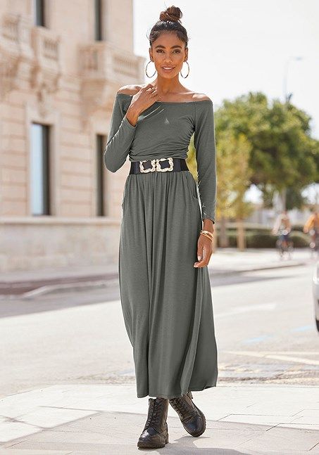 Maxi Dress Belt, Long Fall Dresses, Ribbed Bodycon Midi Dress, Pom Pom Dress, Sundress Summer, Ruched Maxi Dress, Beautiful Summer Dresses, Date Outfit Casual, Dress Belt